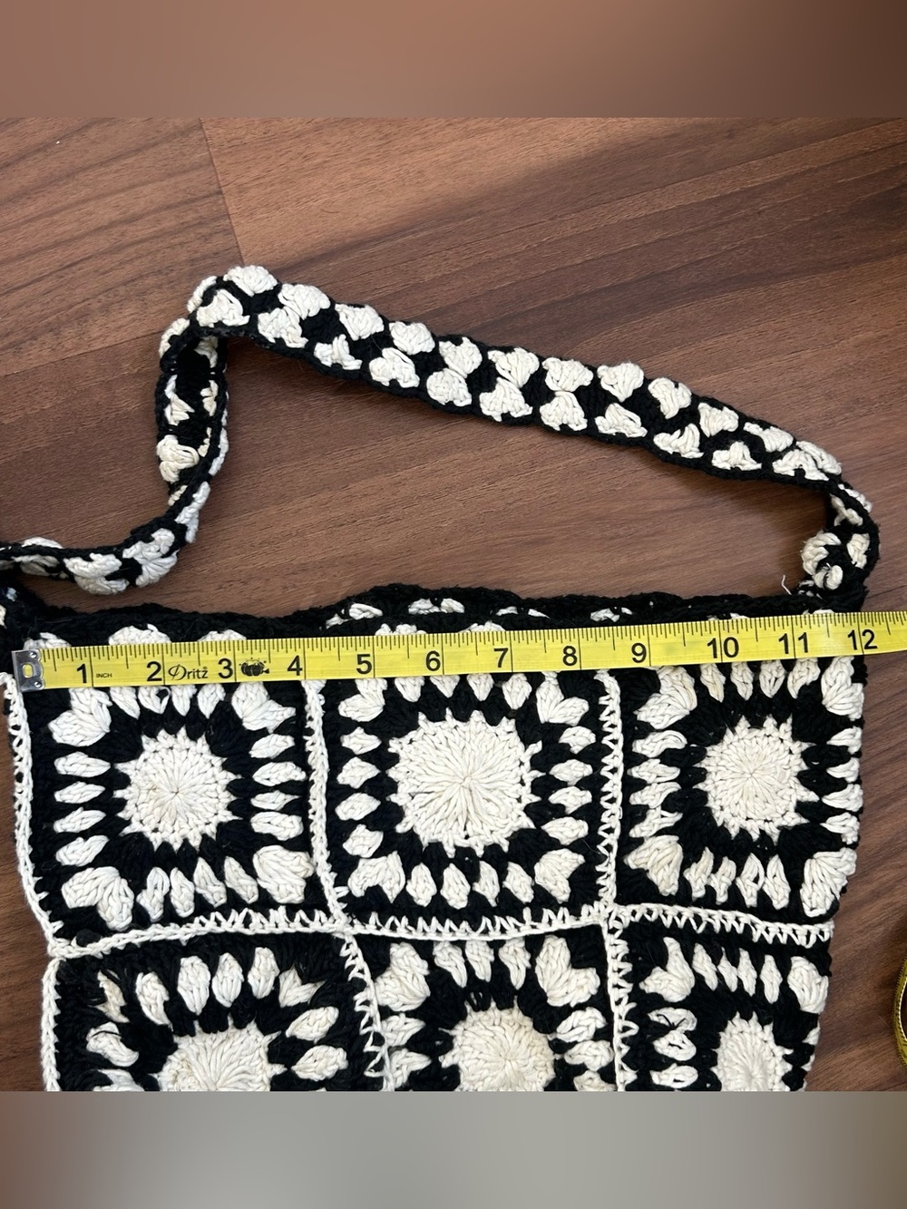 Urban Outfitters Crochet Granny Square Shoulder Bag Boho Black Cream - Picture 12 of 15